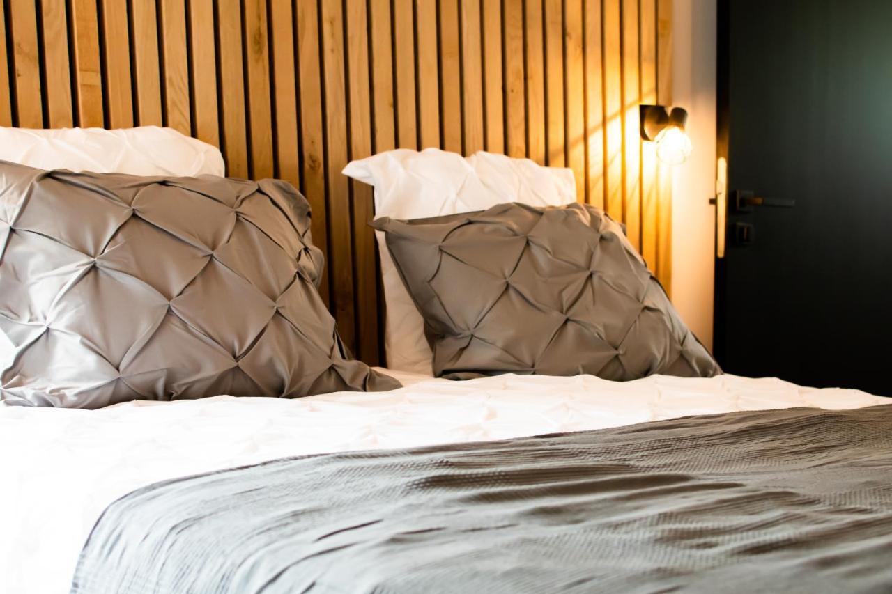 Au Calme De Hosdent Bed and Breakfast Braives Eksteriør billede